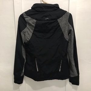 brooks winter running jacket